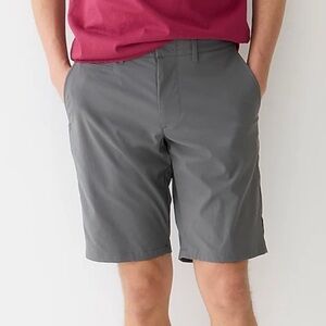 J crew 10.5" tech short coal grey